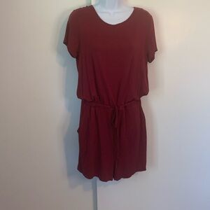 NWOT Basic Romper Size L Deep Red
